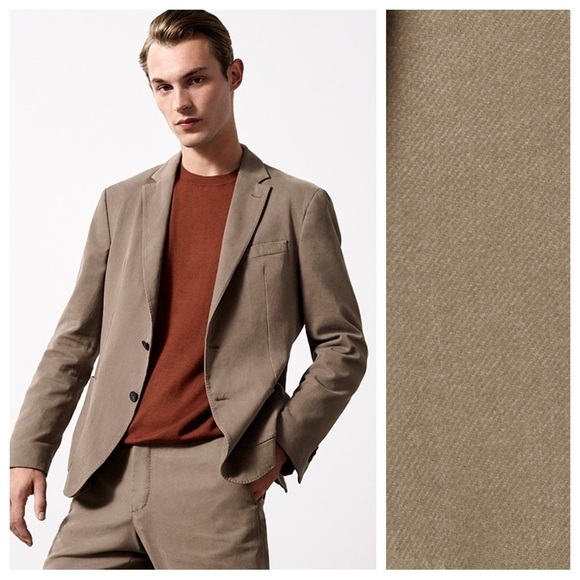 NWT. Massimo Dutti Light Brown Wool Blend Blazer/Jacket. Size 38.